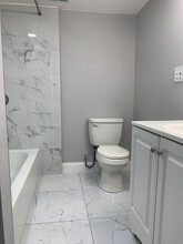 5623 Regis Ave, Unit 101 in Port Richey, FL - Building Photo - Building Photo