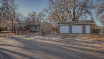 1130 Valley Manor Ct in Colorado Springs, CO - Building Photo