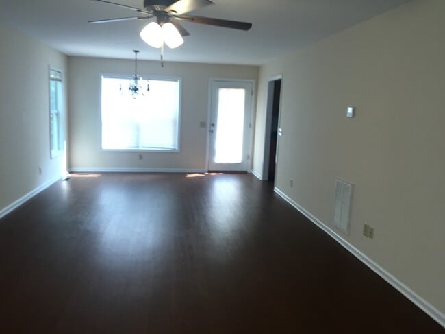 250 Highland Ave, Unit B in Cornelia, GA - Building Photo - Building Photo
