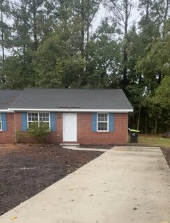 1708 Wine Press Ct in Jacksonville, NC - Building Photo