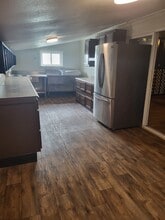 8636 Gina Ln, Unit 8636 b gina lane in Alvarado, TX - Foto de edificio - Building Photo