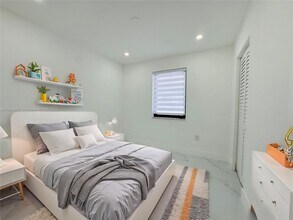 1440 N 71st Ave in Hollywood, FL - Building Photo - Building Photo