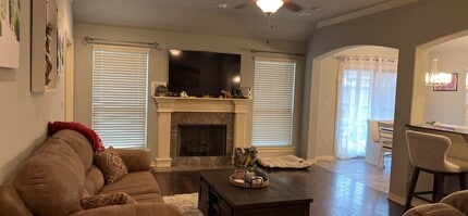4313 W Baltimore Dr in Rogers, AR - Building Photo - Building Photo