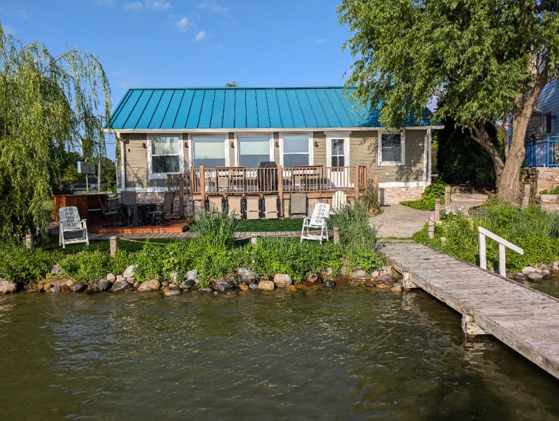 503 Wilmot Ave in Twin Lakes, WI - Building Photo