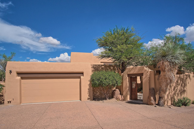 41547 N 111th Pl in Scottsdale, AZ - Foto de edificio - Building Photo