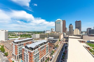 250 High in Columbus, OH - Building Photo - Building Photo