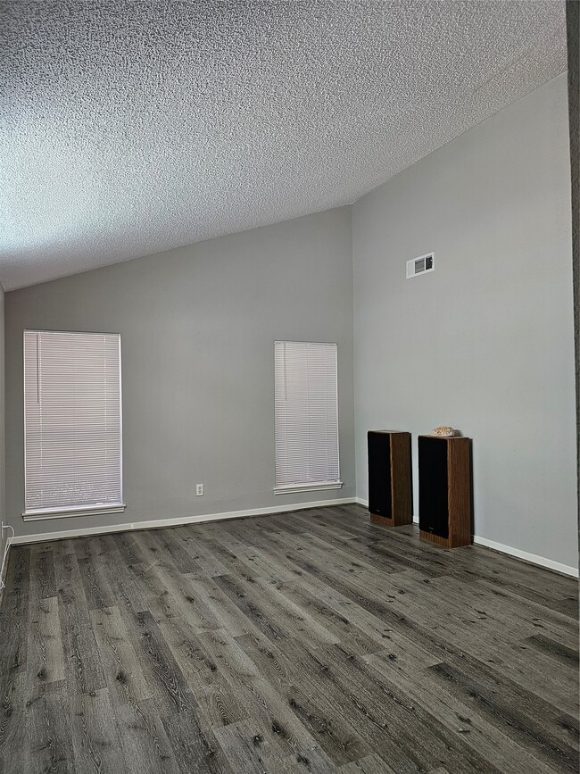 property at 7887 Kendalia Dr