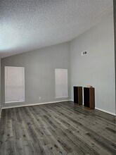 7887 Kendalia Dr in Houston, TX - Building Photo - Building Photo