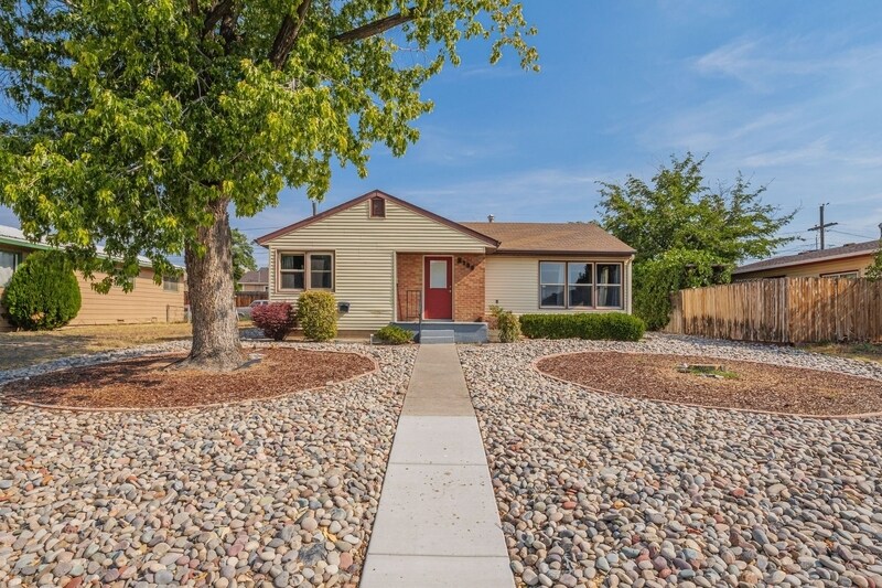 2106 Bookcliff Ave in Grand Junction, CO - Building Photo