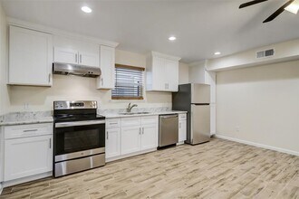 6212 Alderson St in Houston, TX - Building Photo - Building Photo