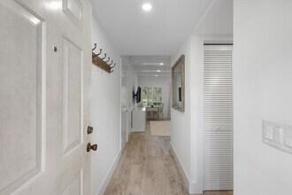 13334 Polo Club Rd in Wellington, FL - Building Photo - Building Photo