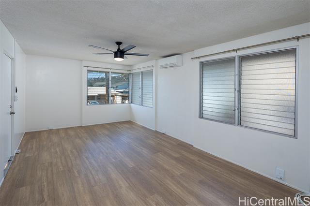 4525 Aliikoa St in Honolulu, HI - Foto de edificio - Building Photo