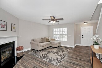 1711 Rustic Arch Way in Huntersville, NC - Building Photo - Building Photo