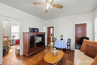 104 Welton St in New Brunswick, NJ - Building Photo - Building Photo