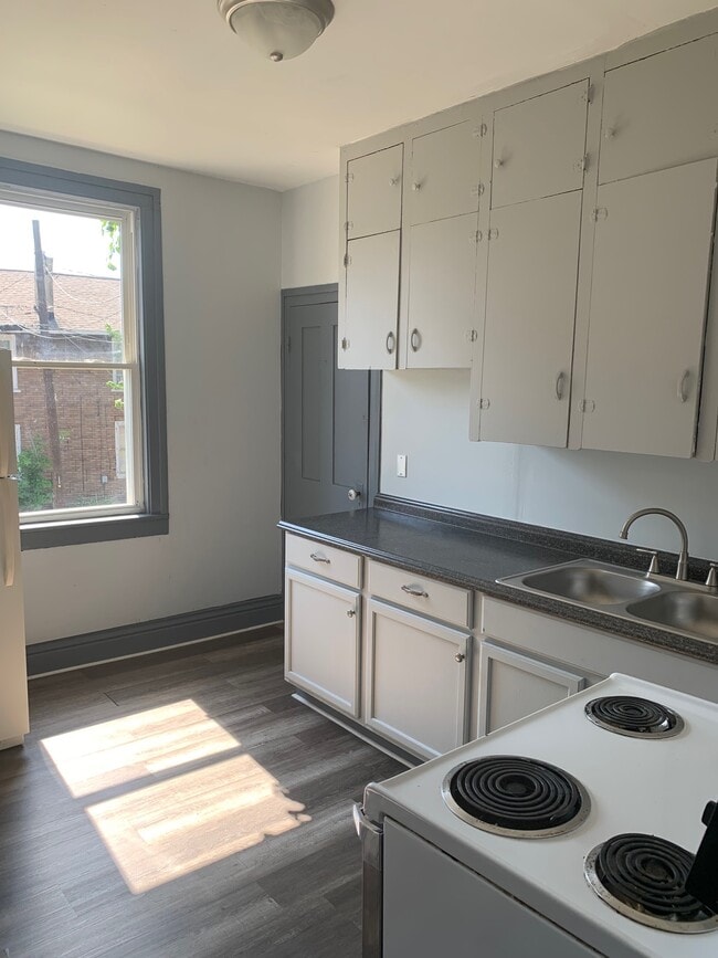 property at 407 Oak Ave SE