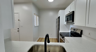 515 Villa Del Sol Cir in Orlando, FL - Building Photo - Building Photo