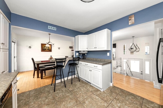 3226 Everglade Ave in Woodridge, IL - Building Photo - Building Photo