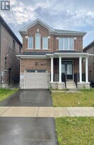 867 Whitlock Ave in Milton, ON - Building Photo