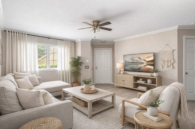 3504 Paseo De Los Americanos, Unit 70 in Oceanside, CA - Building Photo - Building Photo