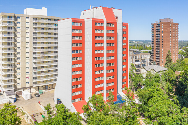 Sir Douglas Bader Tower in Edmonton, AB - Building Photo - Building Photo