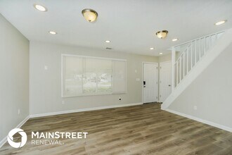 9335 Donerail Way in Louisville, KY - Building Photo - Building Photo