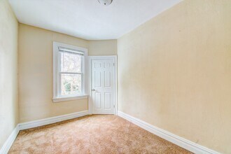 433 Winton St in Pittsburgh, PA - Building Photo - Building Photo