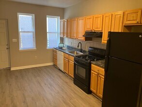 420 N Montford Ave in Baltimore, MD - Building Photo - Building Photo