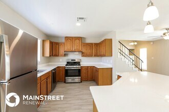 6237 S 44th St in Phoenix, AZ - Building Photo - Building Photo