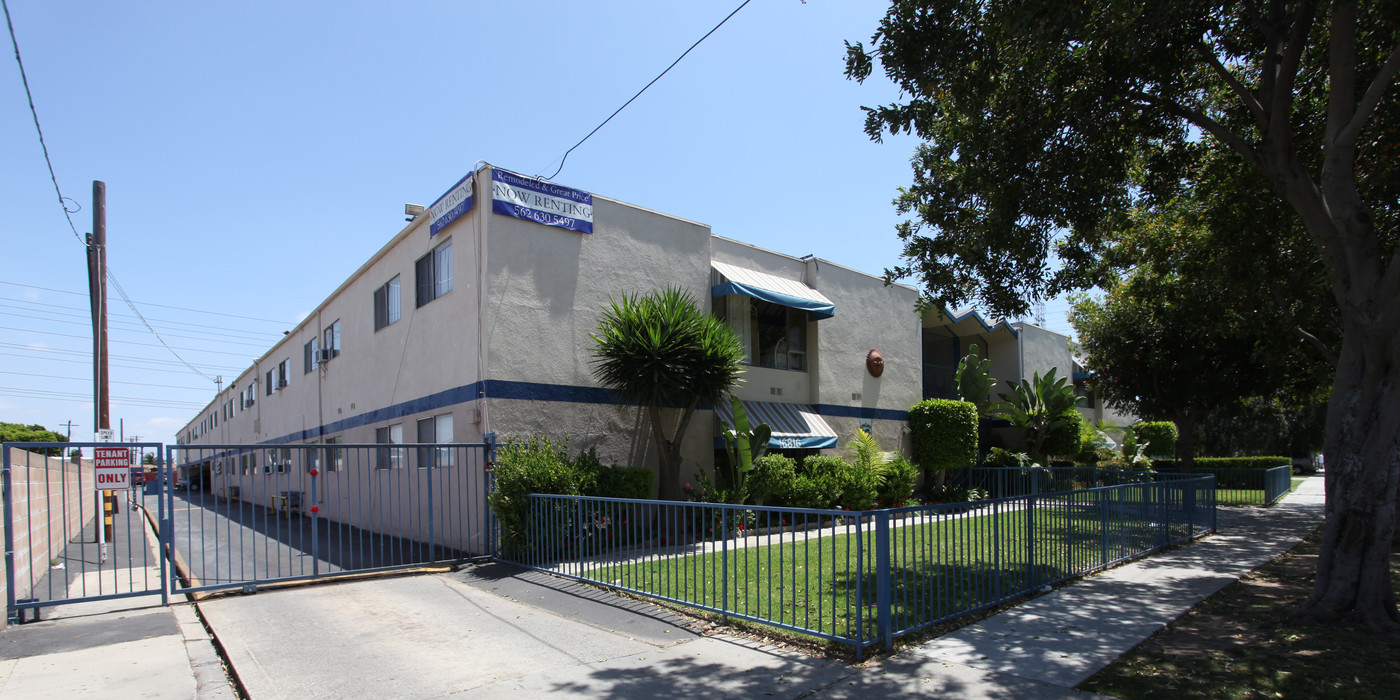 16816 Passage Ave in Bellflower, CA - Building Photo