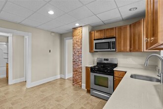 311 Highland Ave in Providence, RI - Building Photo - Building Photo