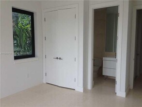 474 Fernwood Rd in Key Biscayne, FL - Building Photo - Building Photo