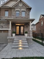 140 Courtney St in Bowmanville, ON - Building Photo