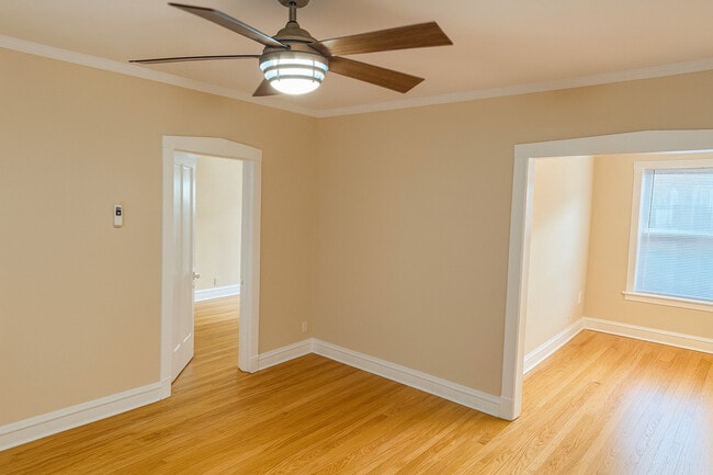 6638 S Greenwood Ave in Chicago, IL - Building Photo - Building Photo