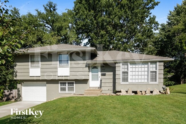 6312 E 102nd St in Kansas City, MO - Building Photo - Building Photo