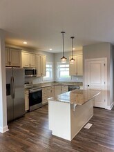 2950 Smallhouse Rd in Bowling Green, KY - Building Photo - Building Photo