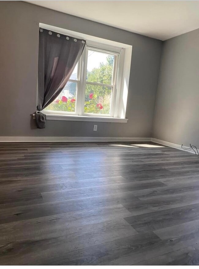 31 Savona St in Buffalo, NY - Building Photo - Building Photo