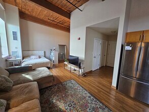 35 Riverwalk Way in Lowell, MA - Building Photo - Building Photo