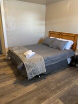 316 E Flaming Gorge Way in Green River, WY - Building Photo