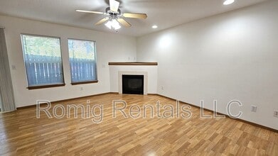 8102 NE 36th Ct in Vancouver, WA - Building Photo - Building Photo