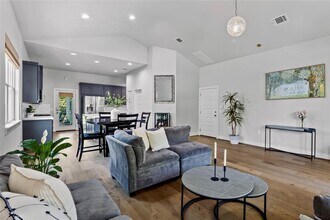 12218 Cottage Promenade Ct in Austin, TX - Building Photo - Building Photo