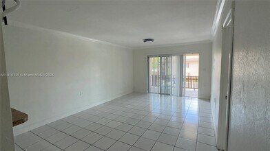 11245 SW 88th St in Miami, FL - Building Photo - Building Photo