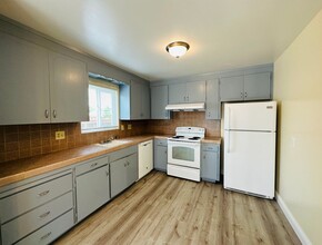 1445 166th Ave in San Leandro, CA - Building Photo - Building Photo
