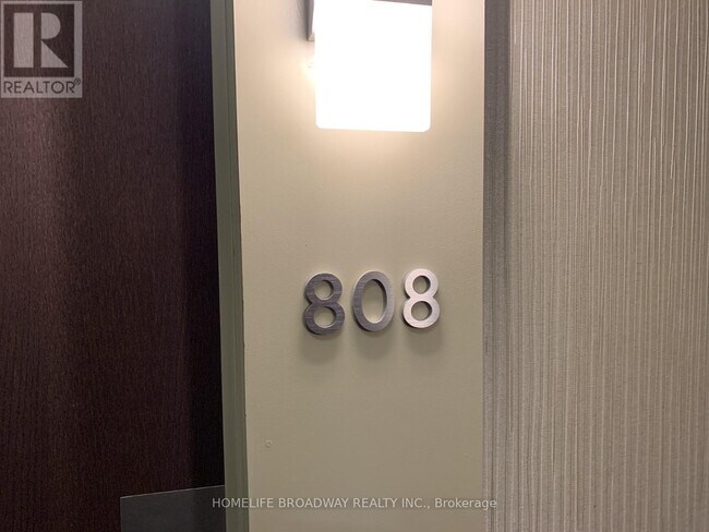 185-215 Bonis Ave in Toronto, ON - Building Photo - Building Photo