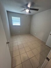 909-911 S 10th St in Rogers, AR - Building Photo - Building Photo