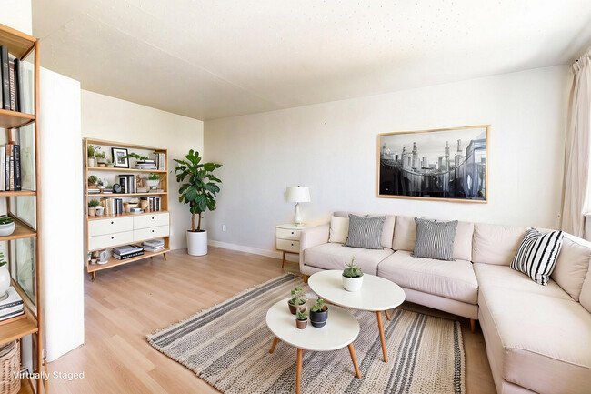 Nazir Manor in Calgary, AB - Building Photo - Building Photo