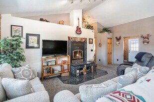 1353 Alice Rd in Idaho Springs, CO - Building Photo