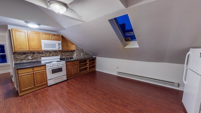 244 Edgewood Ave