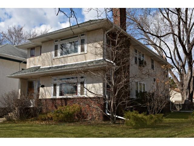 2115 Randolph Ave, Unit Apt 2 in St. Paul, MN - Foto de edificio