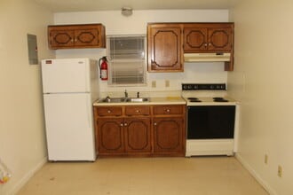 202 Reveres Way in Central, SC - Building Photo - Building Photo