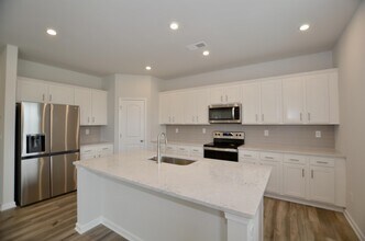 2210 Blue Sky Mdws Dr in Monroe, NC - Building Photo - Building Photo